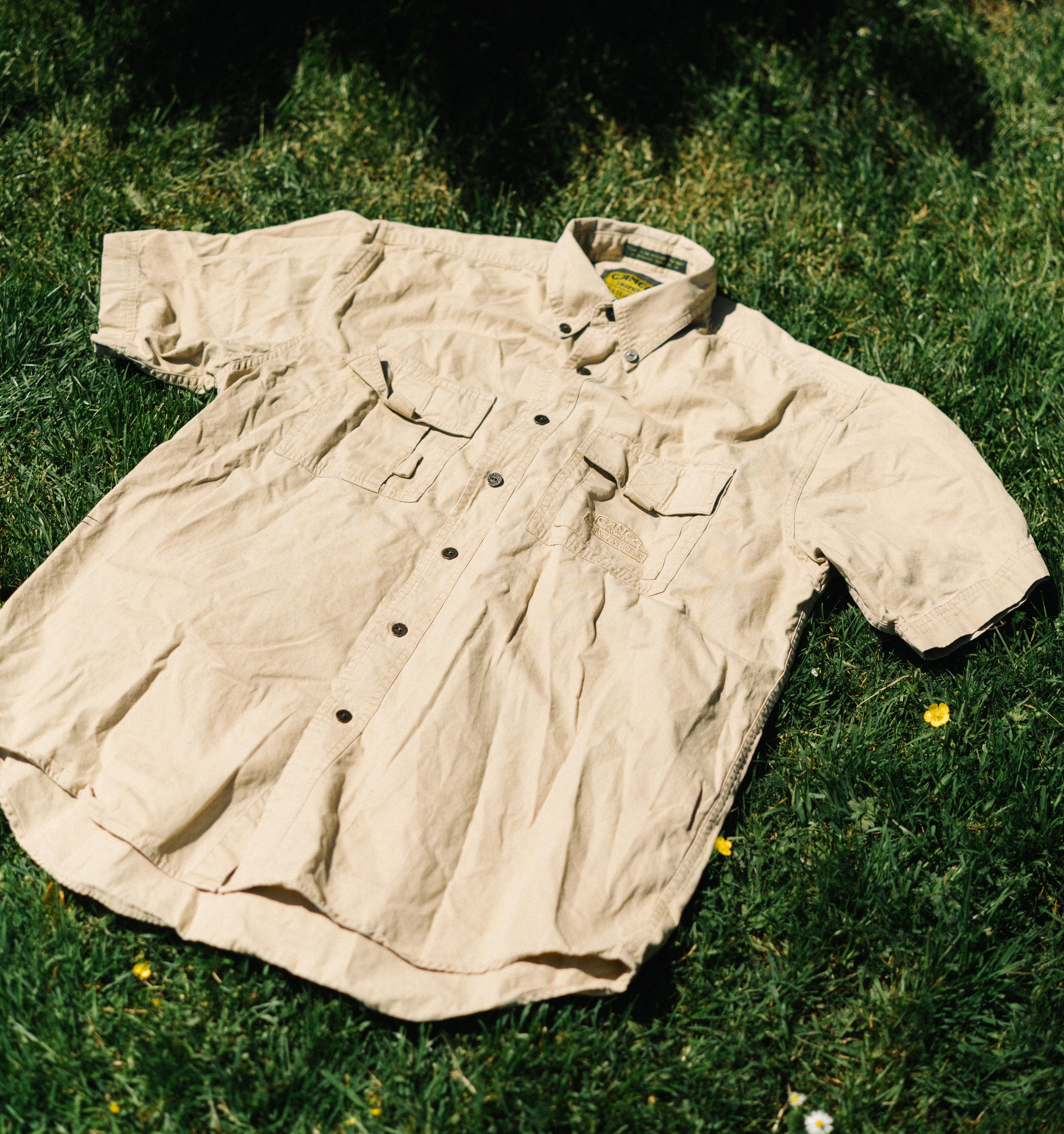 Camel Trophy Adventure Wear Safari Shirt – Vintage 1990s Beige Utility Shirt (XL)