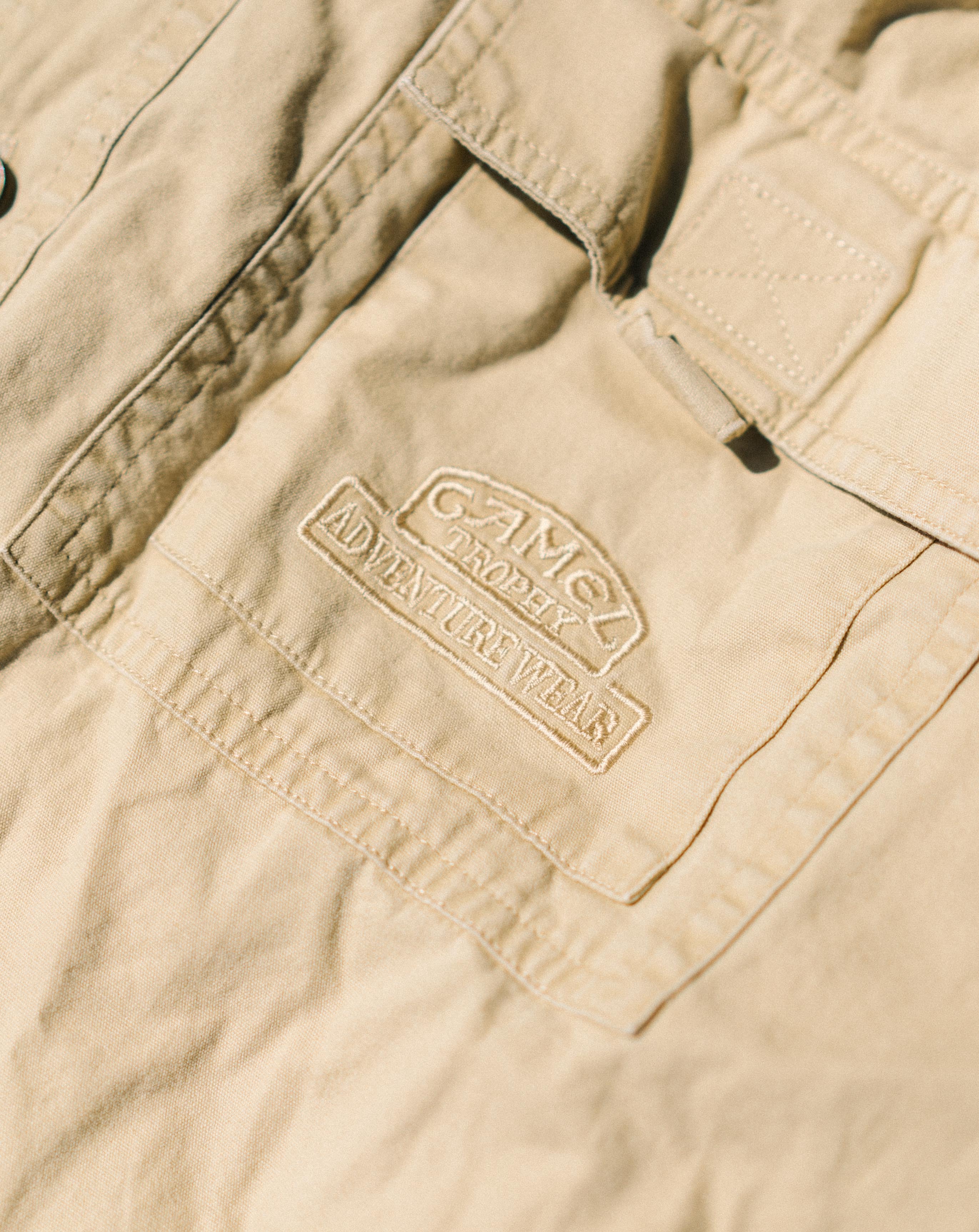 Camel Trophy Adventure Wear Safari Shirt – Vintage 1990s Beige Utility Shirt (XL)
