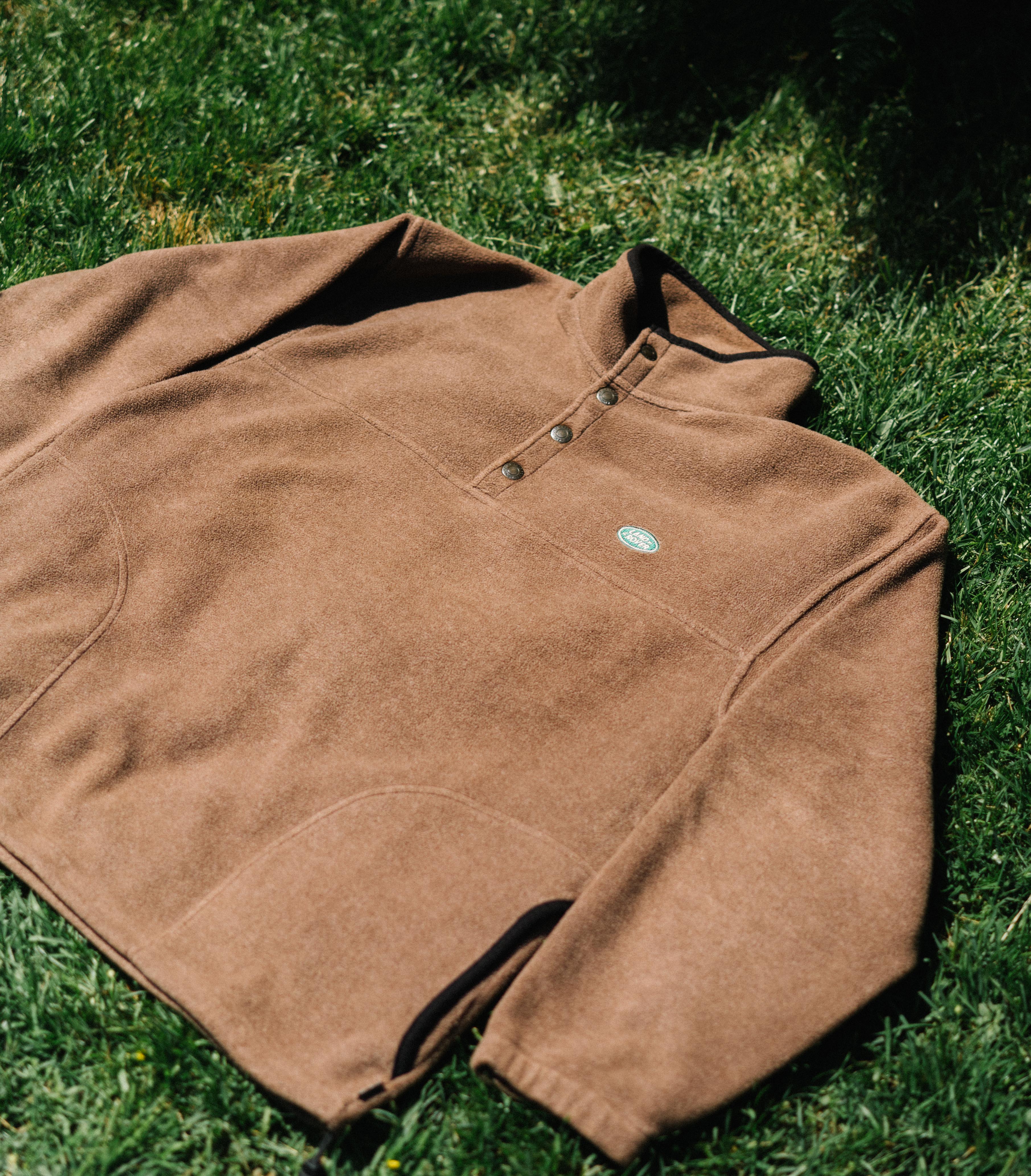 Vintage Land Rover Fleece Pullover – Brown Button Neck Outdoor Fleece (2000)