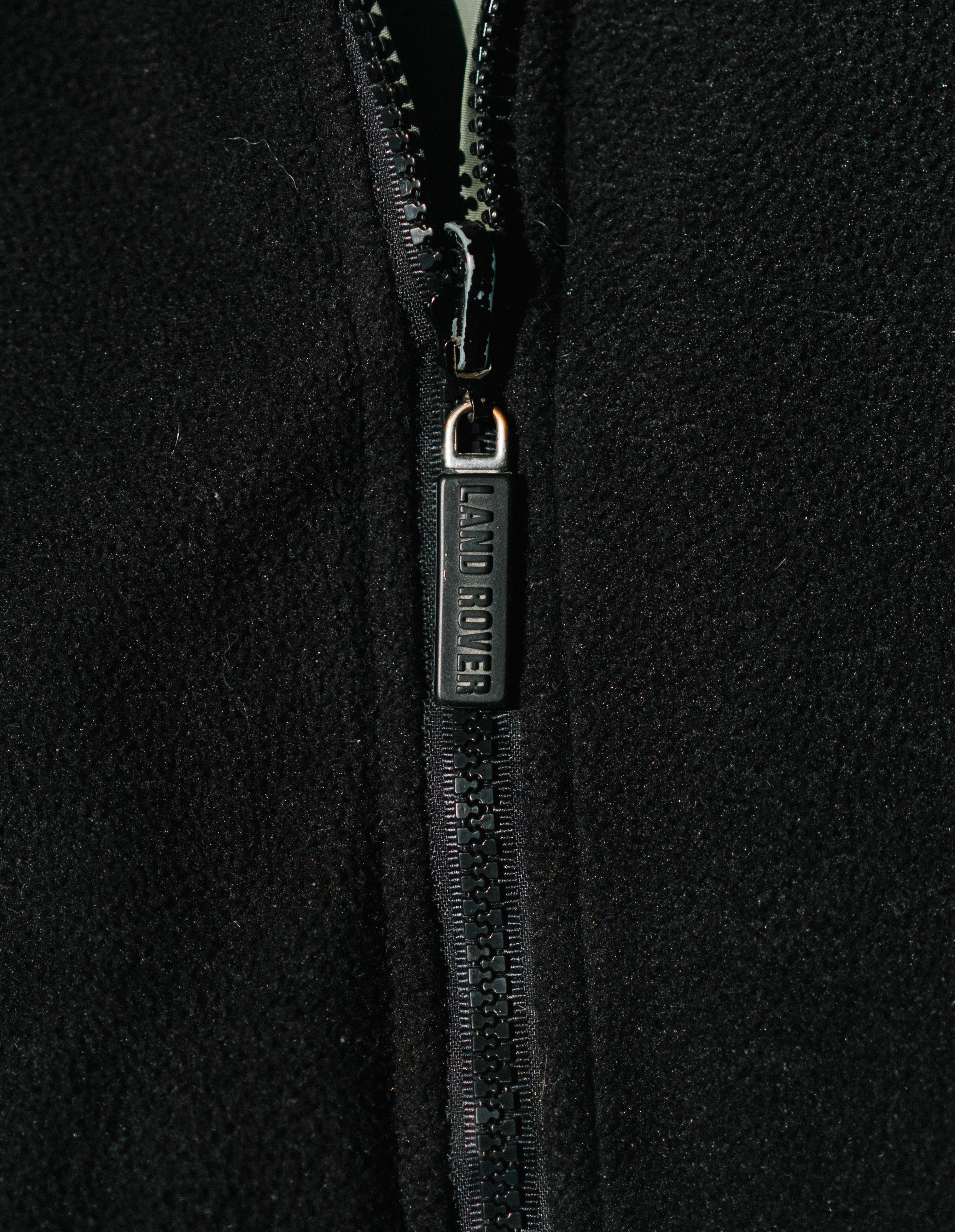 Vintage Land Rover Reversible Fleece Jacket – Black / Sage Green Technical Outdoor Jacket XL